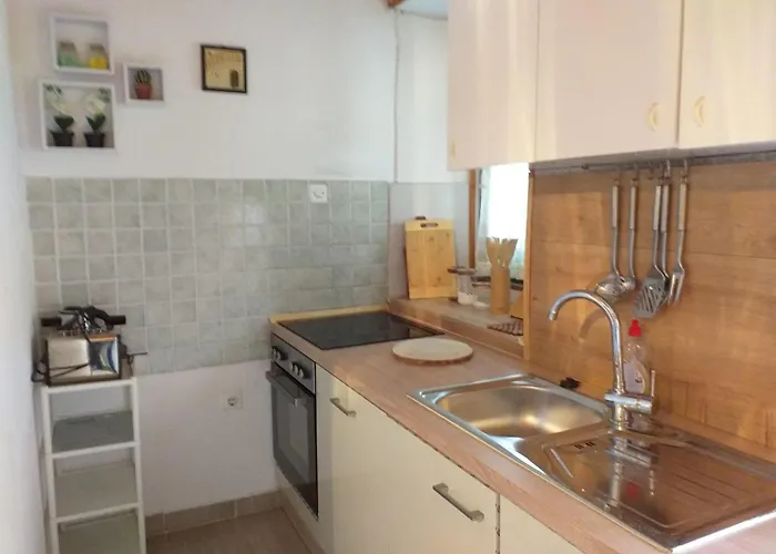 Apartments By The Sea Kali, Ugljan - 8269 Апартаменты *