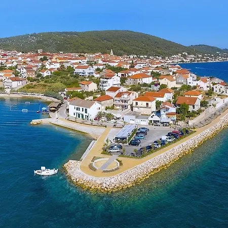 By The Sea Kali, Ugljan - 8269 *